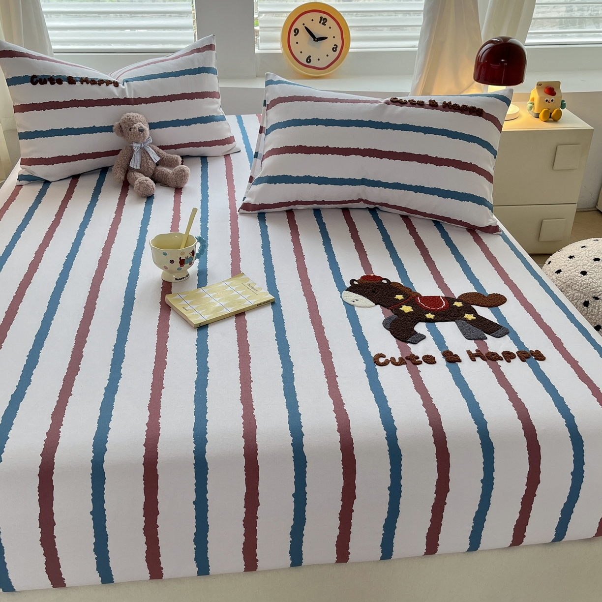 91家纺网 家纺一手货源 找家纺 其奥家纺 2026春夏新款纯棉全棉老粗布床笠印花凉席 小马奔奔-条纹