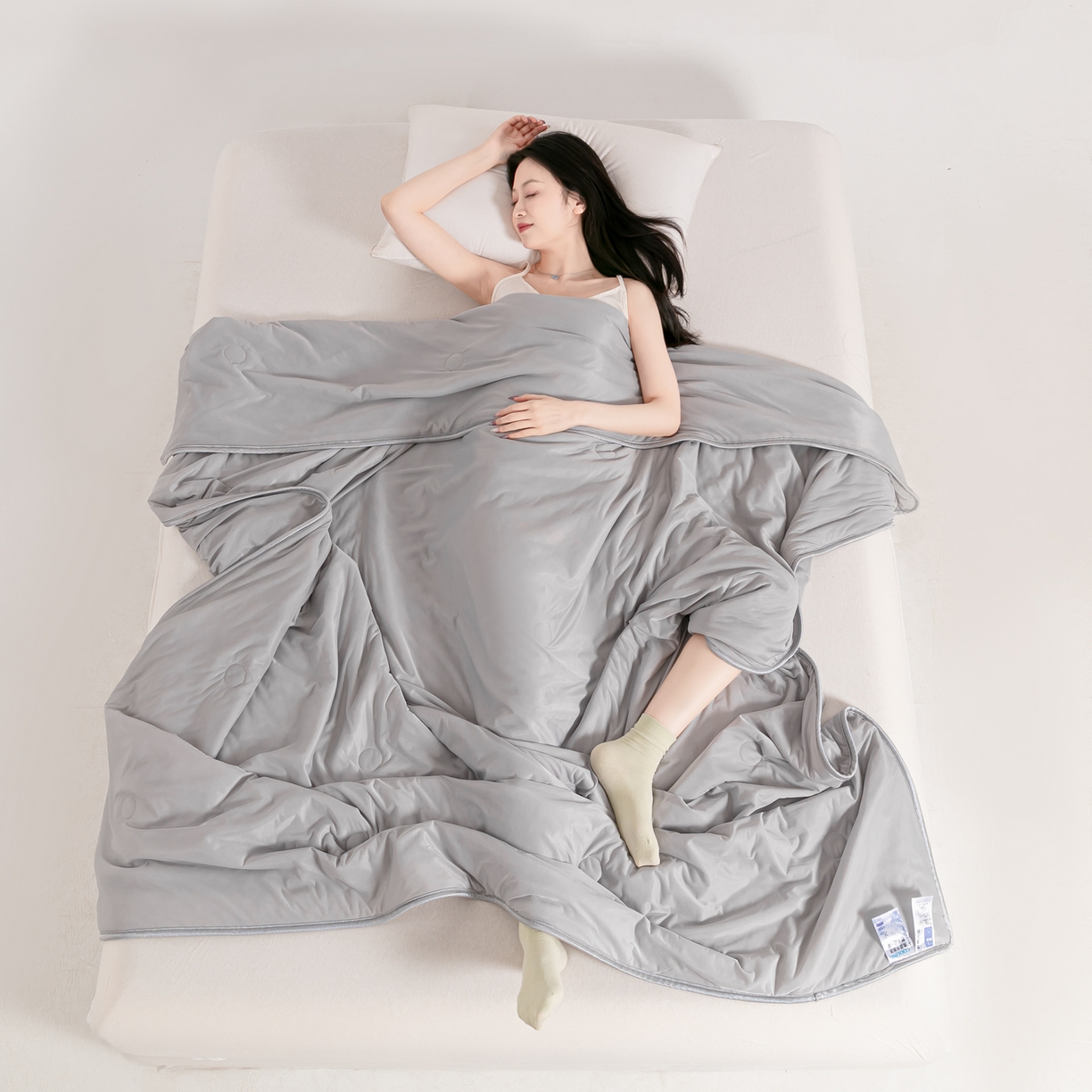 91家纺网 家纺一手货源 找家纺 小老弟 2026新款凉感纯色双拼色夏被被子被芯 双面灰