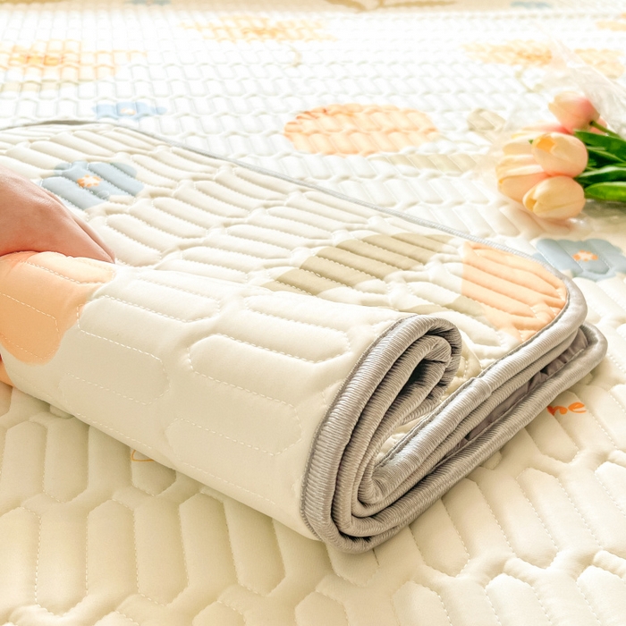 91家纺网 家纺一手货源 找家纺 川悦生活 2026春夏新款凉感丝凉席凉席席子 阿什花花