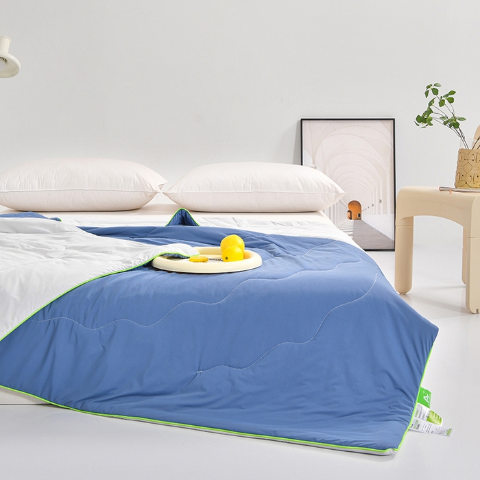 91家纺网 家纺一手货源 找家纺 亚龙工厂店 2026新款某岛同款云母冰丝凉感瓜瓜被 海盐波波-蓝拼灰