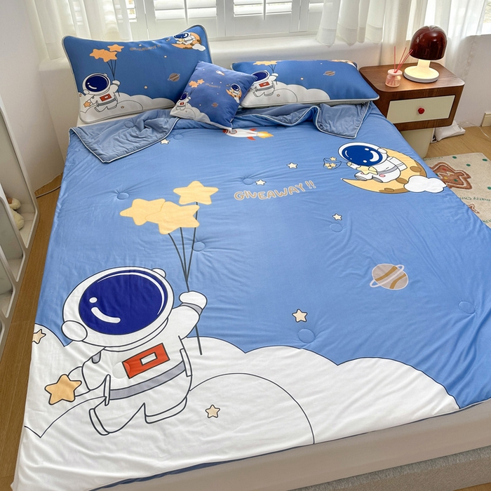 91家纺网 家纺一手货源 找家纺 ds生活馆 2026新款A类大版卡通凉感丝夏被 宇航员