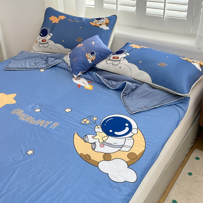 91家纺网 家纺一手货源 找家纺 ds生活馆 2026新款A类大版卡通凉感丝夏被 宇航员