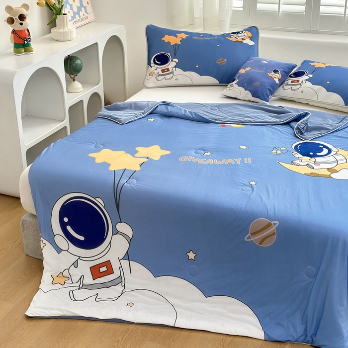 91家纺网 家纺一手货源 找家纺 ds生活馆 2026新款A类大版卡通凉感丝夏被 宇航员