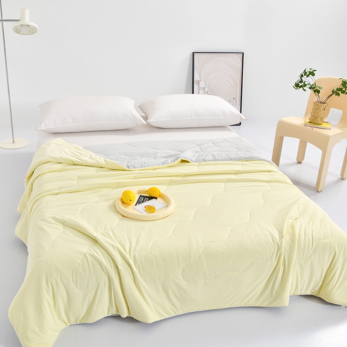 91家纺网 家纺一手货源 找家纺 亚龙工厂店 2026新款某岛同款云母冰丝凉感瓜瓜被 清爽柠檬-黄拼灰