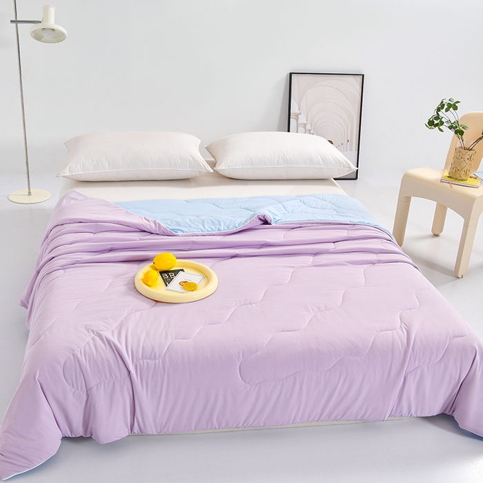 91家纺网 家纺一手货源 找家纺 亚龙工厂店 2026新款某岛同款云母冰丝凉感瓜瓜被 芋泥冰淇淋-紫拼蓝