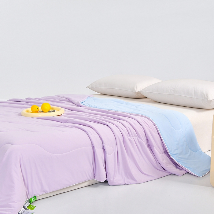 91家纺网 家纺一手货源 找家纺 亚龙工厂店 2026新款某岛同款云母冰丝凉感瓜瓜被 芋泥冰淇淋-紫拼蓝