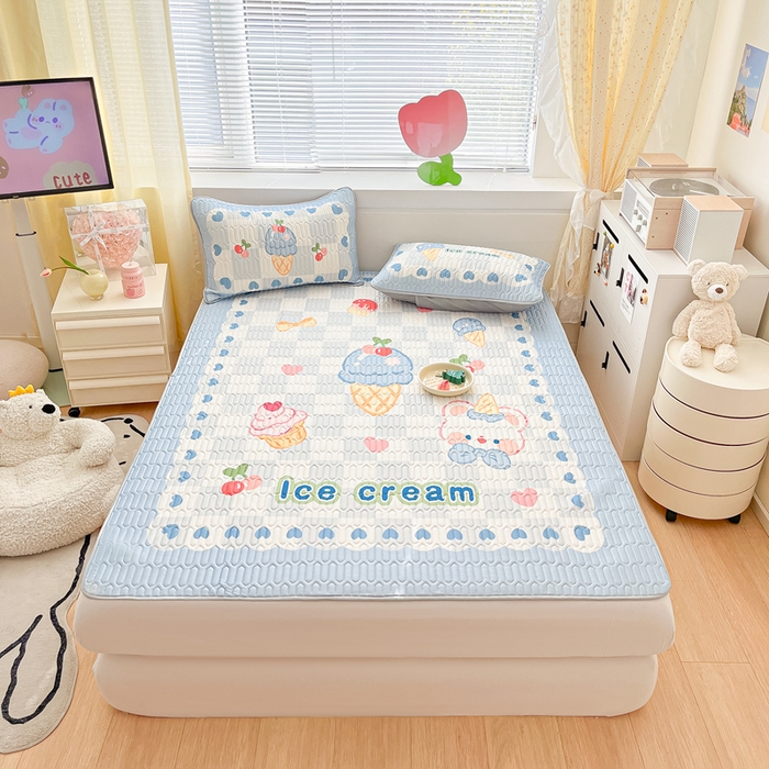 91家纺网 家纺一手货源 找家纺 川悦生活 2026春夏新款凉感丝凉席凉席席子 冰激凌熊