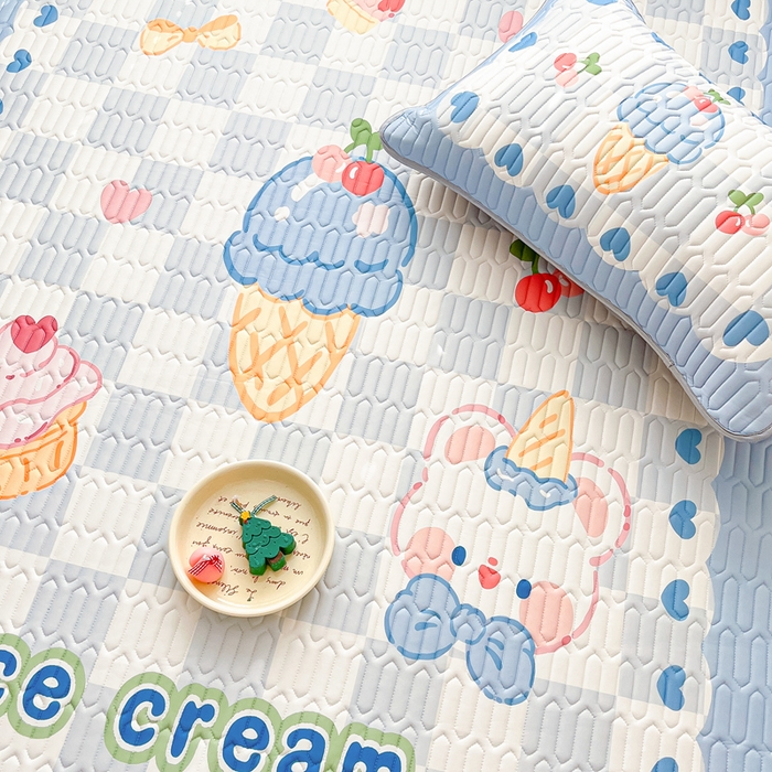 91家纺网 家纺一手货源 找家纺 川悦生活 2026春夏新款凉感丝凉席凉席席子 冰激凌熊