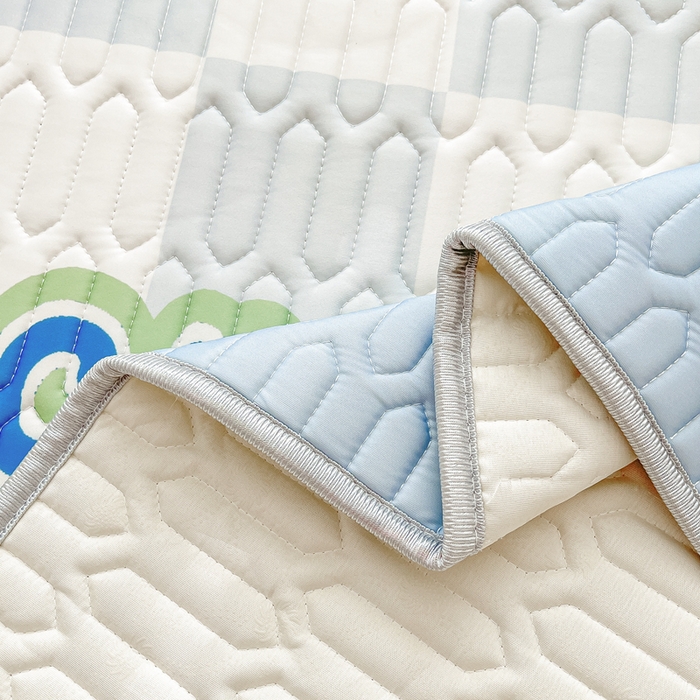 91家纺网 家纺一手货源 找家纺 川悦生活 2026春夏新款凉感丝凉席凉席席子 冰激凌熊