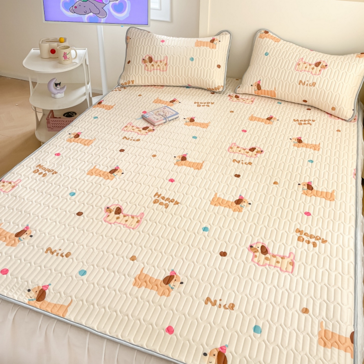 91家纺网 家纺一手货源 找家纺 川悦生活 2026春夏新款凉感丝凉席凉席席子 哆啦腊肠