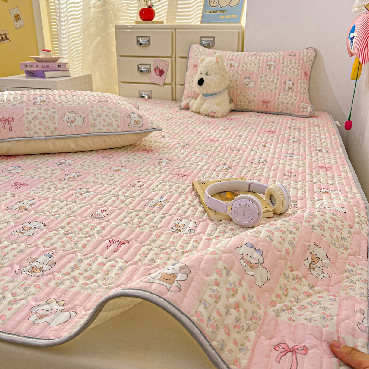 91家纺网 家纺一手货源 找家纺 川悦生活 2026春夏新款凉感丝凉席凉席席子 粉格甜汪