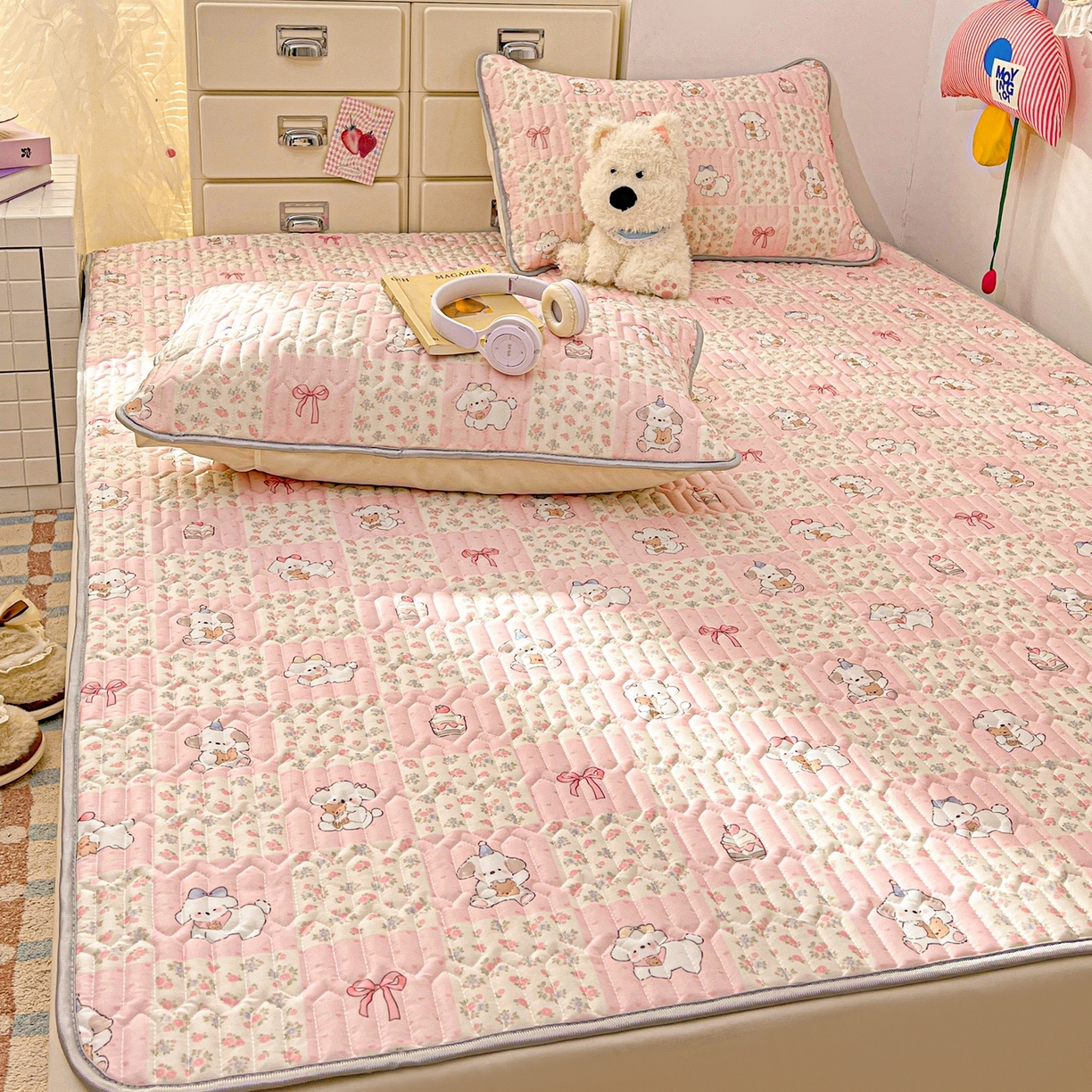 91家纺网 家纺一手货源 找家纺 川悦生活 2026春夏新款凉感丝凉席凉席席子 粉格甜汪