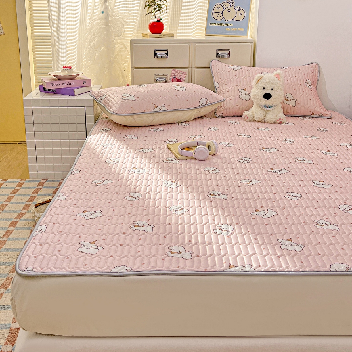 91家纺网 家纺一手货源 找家纺 川悦生活 2026春夏新款凉感丝凉席凉席席子 粉糯奶狗