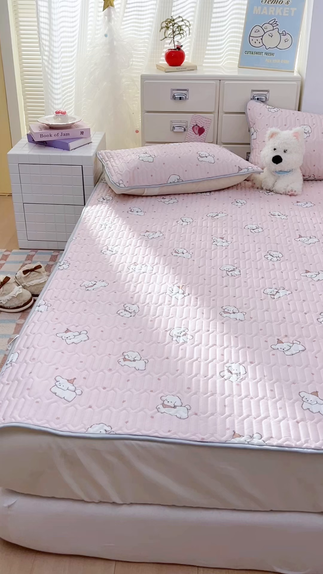 91家纺网 家纺一手货源 找家纺 川悦生活 2026春夏新款凉感丝凉席凉席席子 粉糯奶狗