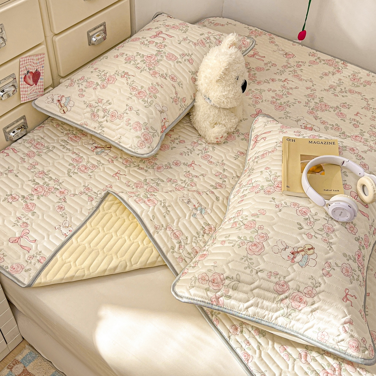 91家纺网 家纺一手货源 找家纺 川悦生活 2026春夏新款凉感丝凉席凉席席子 粉雾玫瑰