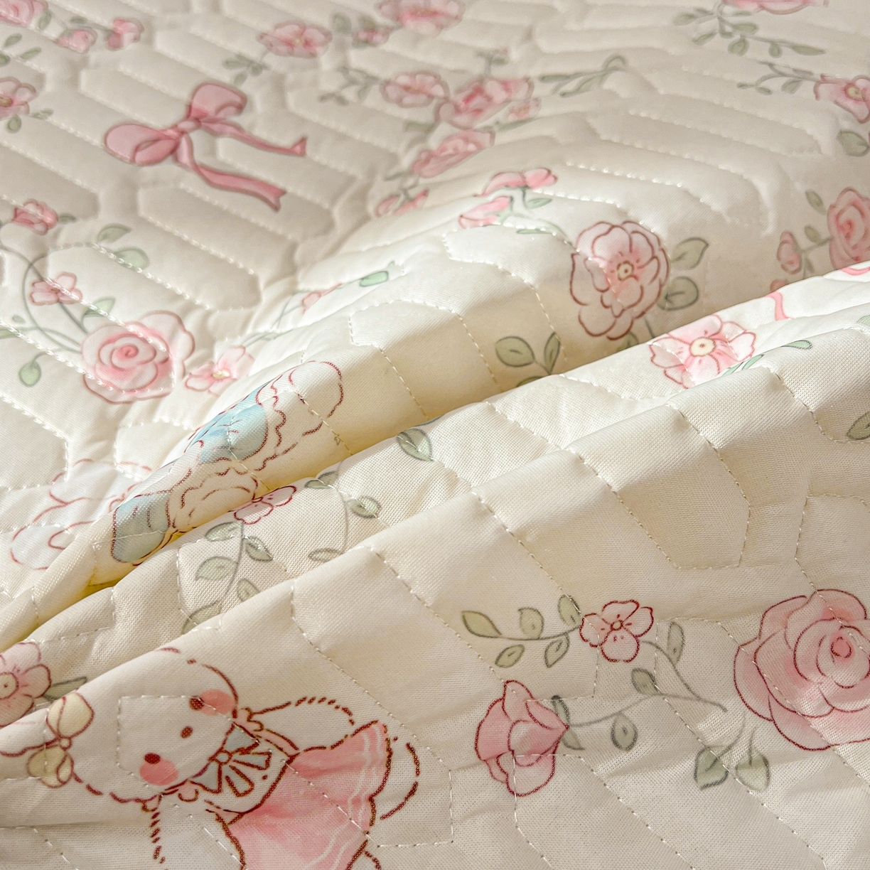 91家纺网 家纺一手货源 找家纺 川悦生活 2026春夏新款凉感丝凉席凉席席子 粉雾玫瑰