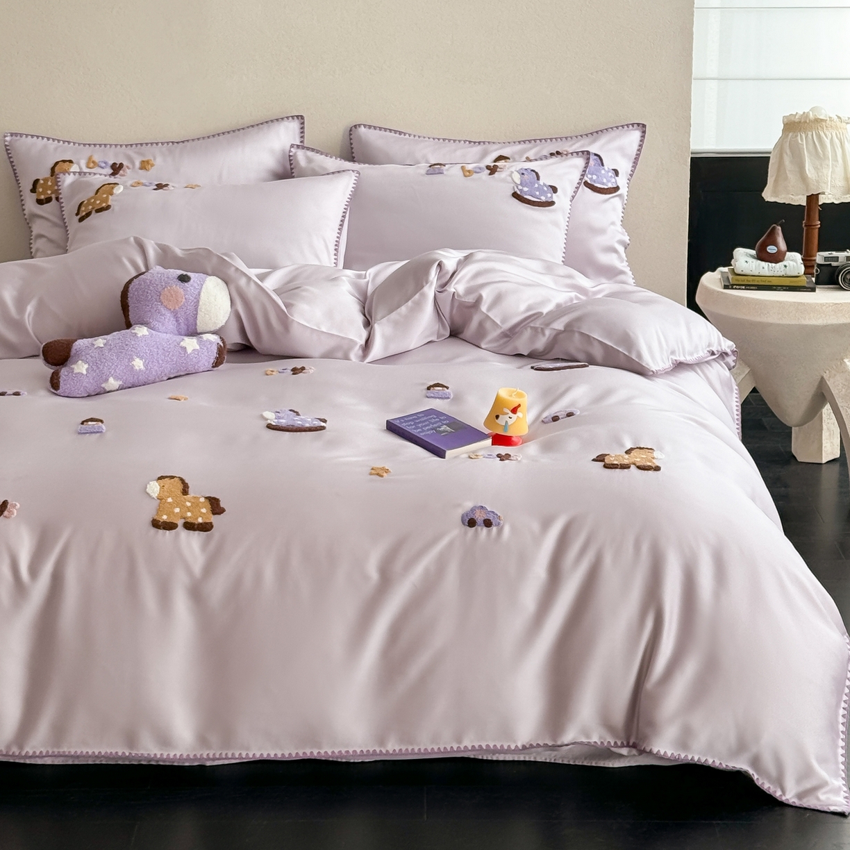 91家纺网 家纺一手货源 找家纺 （总）FORTWO家纺原创设计（FOR TWO家纺） 2026新款60天丝毛巾绣贝壳针四件套-摇摇马