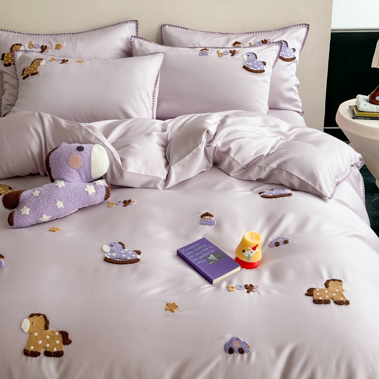 91家纺网 家纺一手货源 找家纺 （总）FORTWO家纺原创设计（FOR TWO家纺） 2026新款60天丝毛巾绣贝壳针四件套-摇摇马