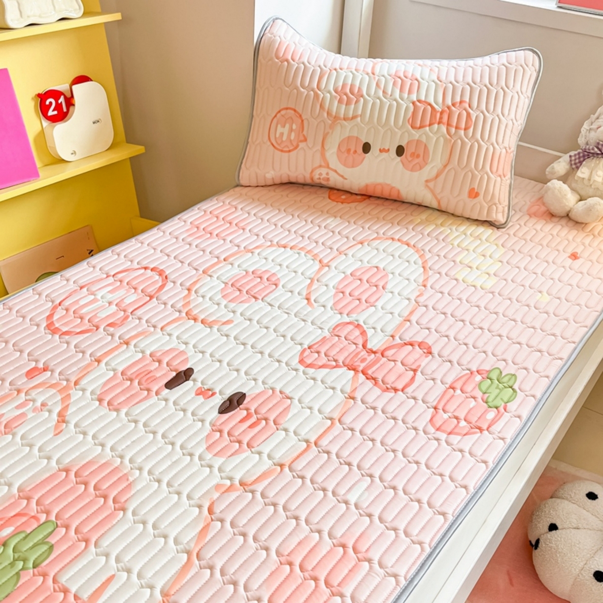 91家纺网 家纺一手货源 找家纺 川悦生活 2026春夏新款凉感丝凉席凉席席子 蜜莓小兔