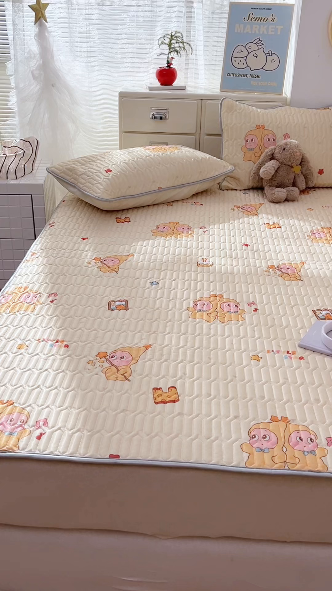 91家纺网 家纺一手货源 找家纺 川悦生活 2026春夏新款凉感丝凉席凉席席子 奶黄萌宝