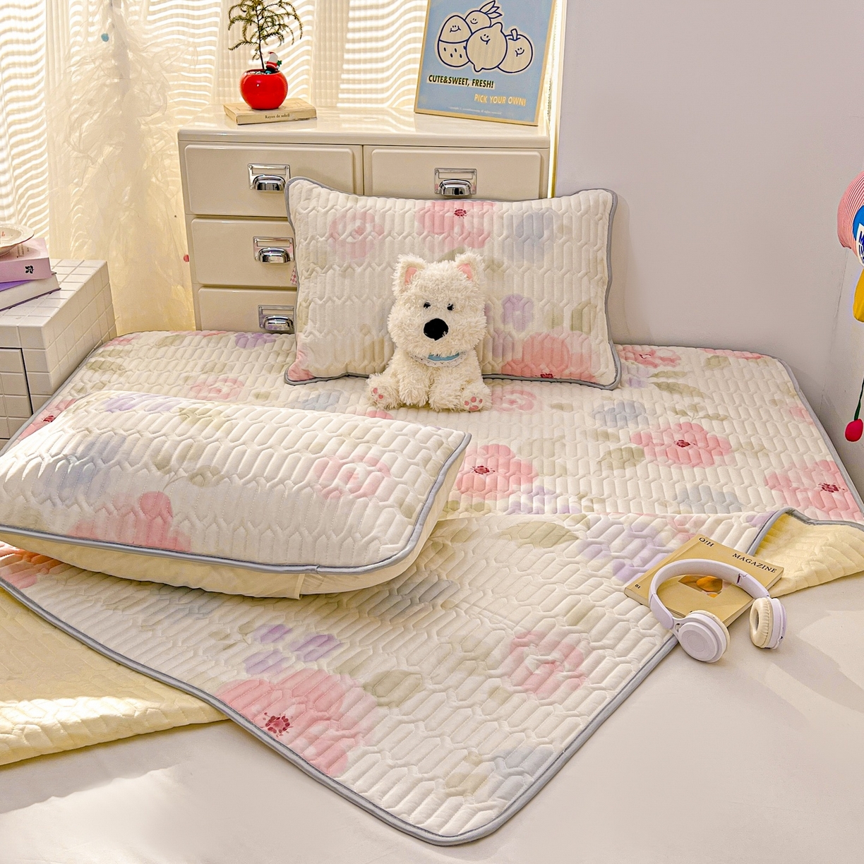 91家纺网 家纺一手货源 找家纺 川悦生活 2026春夏新款凉感丝凉席凉席席子 水彩花海