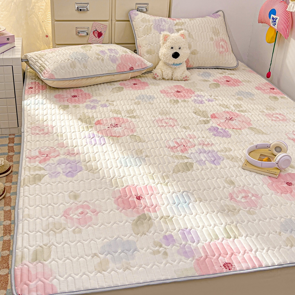 91家纺网 家纺一手货源 找家纺 川悦生活 2026春夏新款凉感丝凉席凉席席子 水彩花海