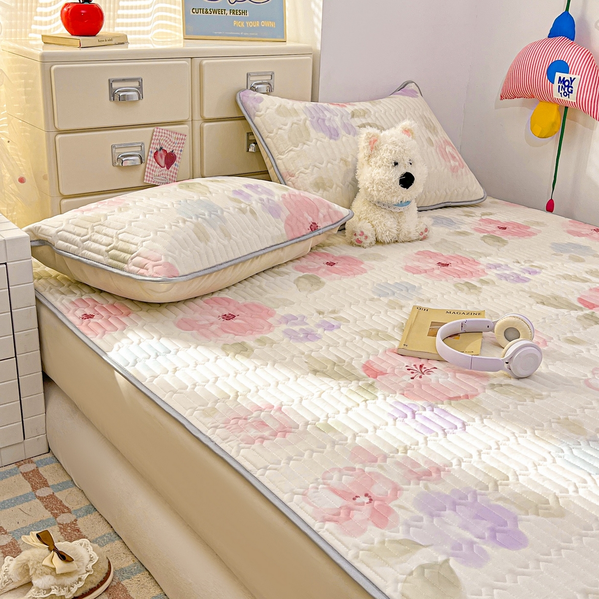 91家纺网 家纺一手货源 找家纺 川悦生活 2026春夏新款凉感丝凉席凉席席子 水彩花海