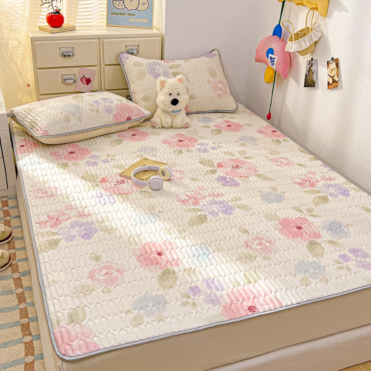 91家纺网 家纺一手货源 找家纺 川悦生活 2026春夏新款凉感丝凉席凉席席子 水彩花海