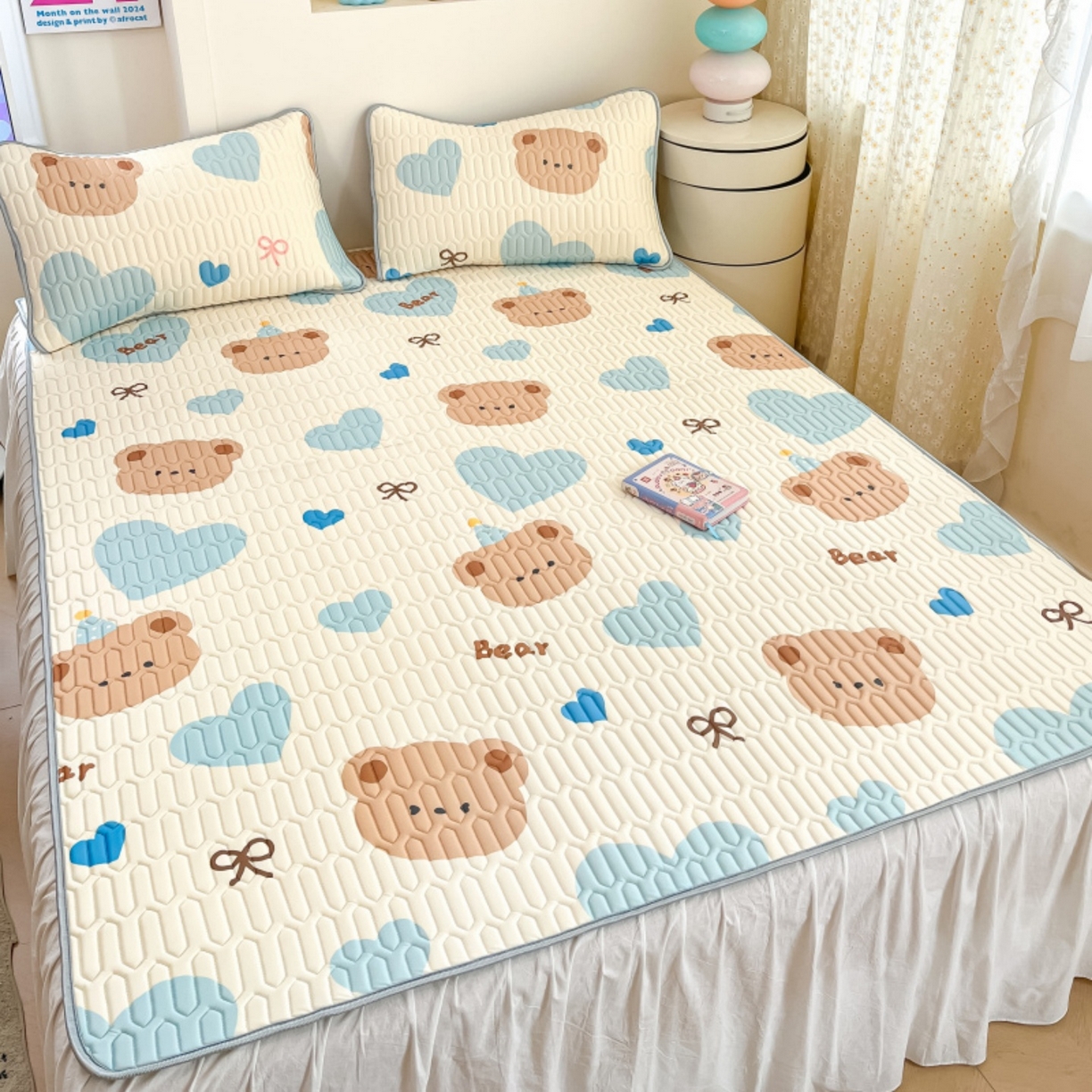 91家纺网 家纺一手货源 找家纺 川悦生活 2026春夏新款凉感丝凉席凉席席子 小熊奶昔