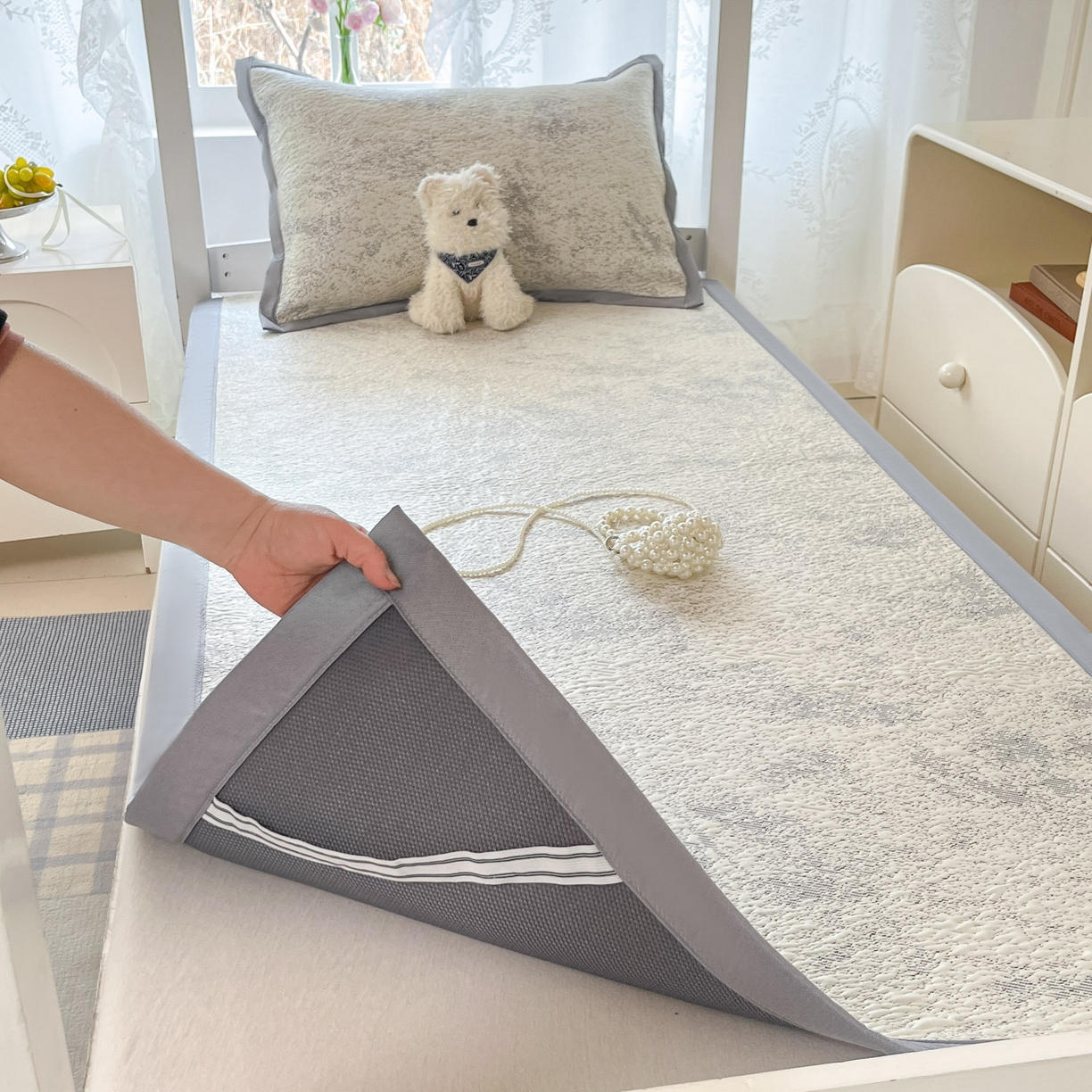 91家纺网 家纺一手货源 找家纺 川悦生活 2026新款凉感凉豆豆学生宿舍软席 尼尔-星灰