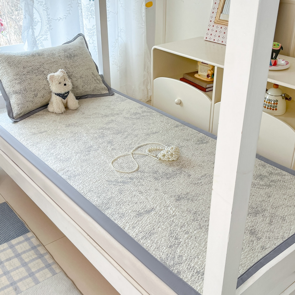 91家纺网 家纺一手货源 找家纺 川悦生活 2026新款凉感凉豆豆学生宿舍软席 尼尔-星灰