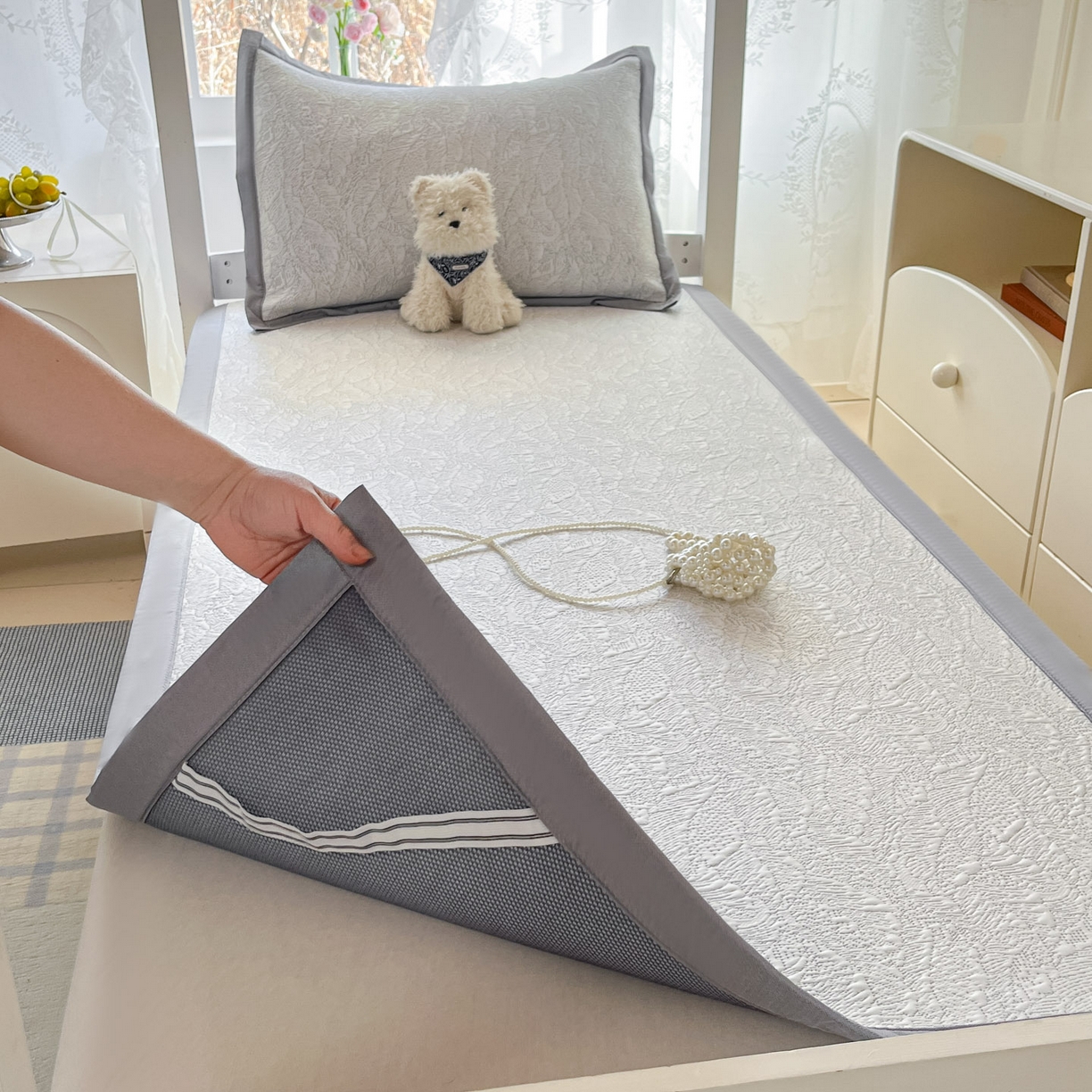 91家纺网 家纺一手货源 找家纺 川悦生活 2026新款凉感凉豆豆学生宿舍软席 夏季岛屿-月银