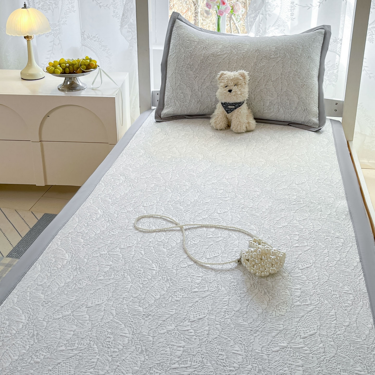 91家纺网 家纺一手货源 找家纺 川悦生活 2026新款凉感凉豆豆学生宿舍软席 夏季岛屿-月银