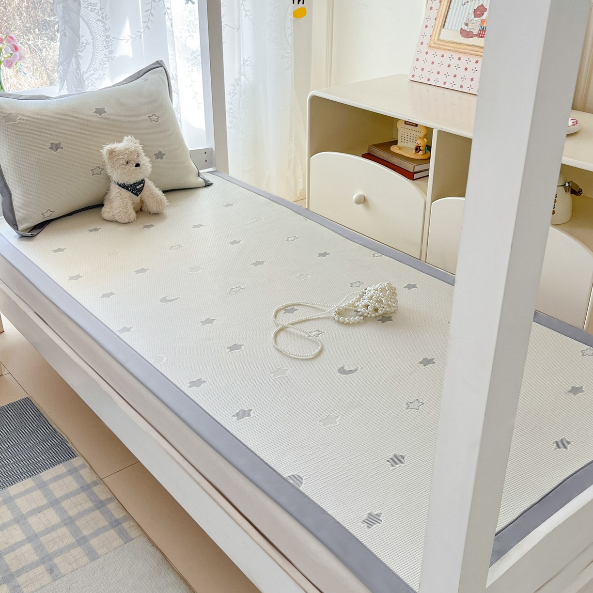 91家纺网 家纺一手货源 找家纺 川悦生活 2026新款凉感凉豆豆学生宿舍软席 奶油星月