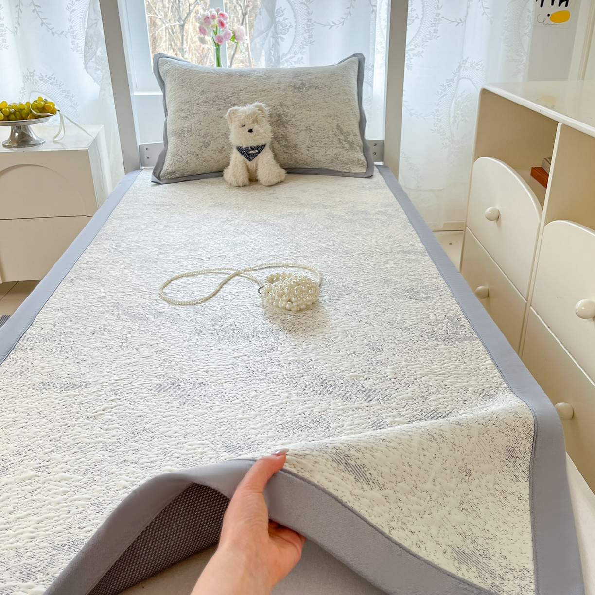 91家纺网 家纺一手货源 找家纺 川悦生活 2026新款凉感凉豆豆学生宿舍软席 尼尔-星灰