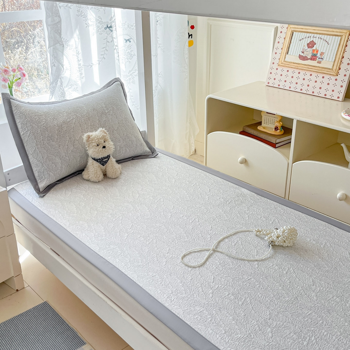 91家纺网 家纺一手货源 找家纺 川悦生活 2026新款凉感凉豆豆学生宿舍软席 夏季岛屿-月银