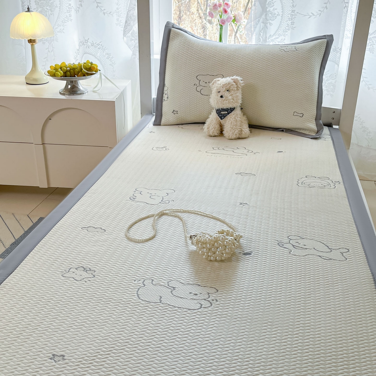 91家纺网 家纺一手货源 找家纺 川悦生活 2026新款凉感凉豆豆学生宿舍软席 朴朴小旺