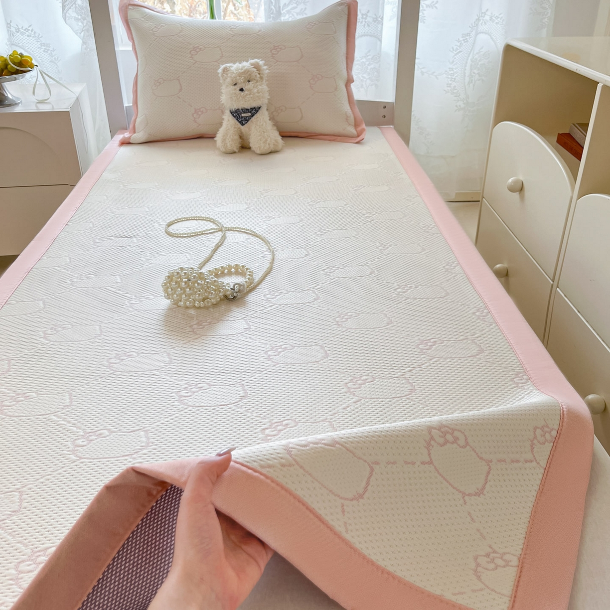 91家纺网 家纺一手货源 找家纺 川悦生活 2026新款凉感凉豆豆学生宿舍软席 甜心奶猫