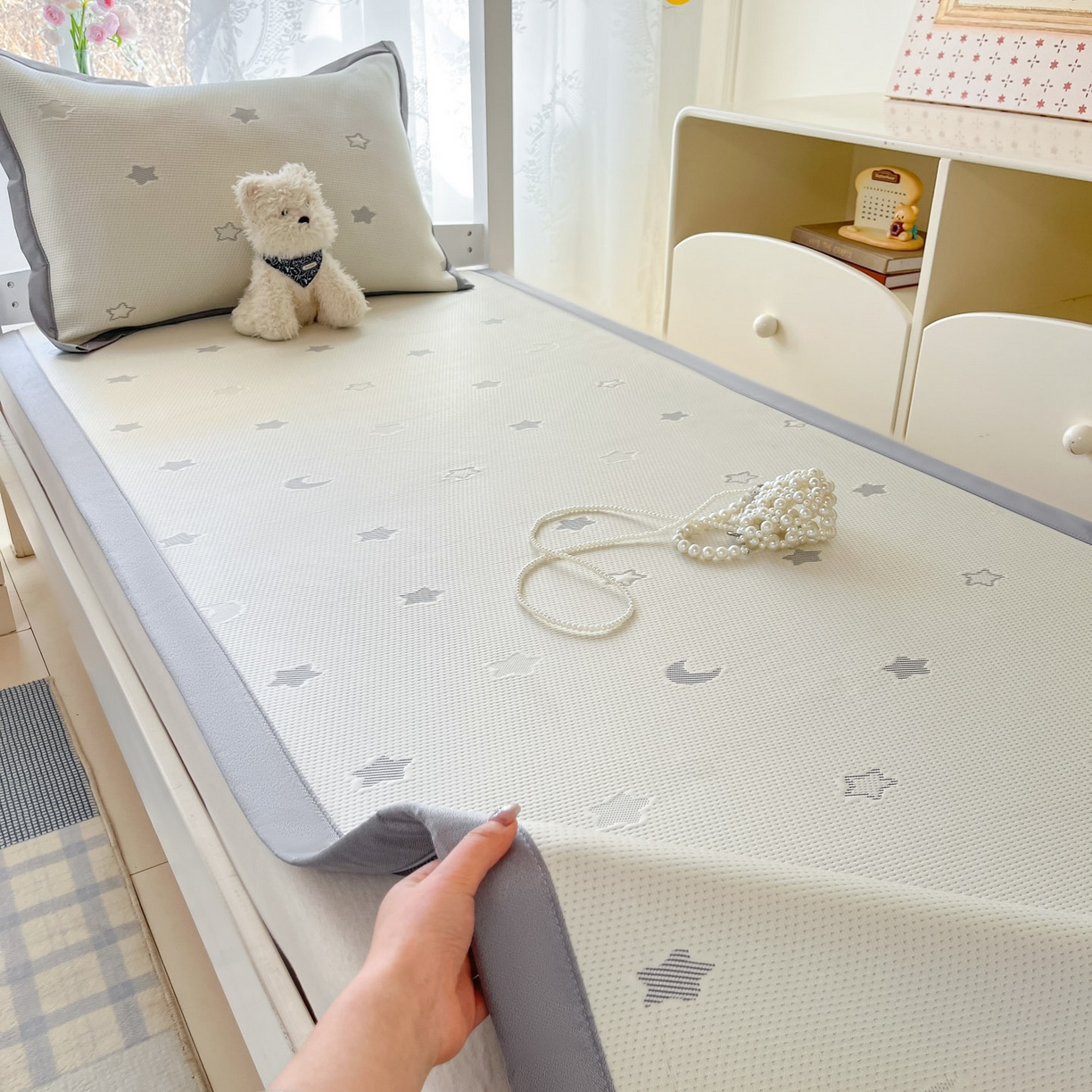 川悦生活 2026新款凉感凉豆豆学生宿舍软席 奶油星月