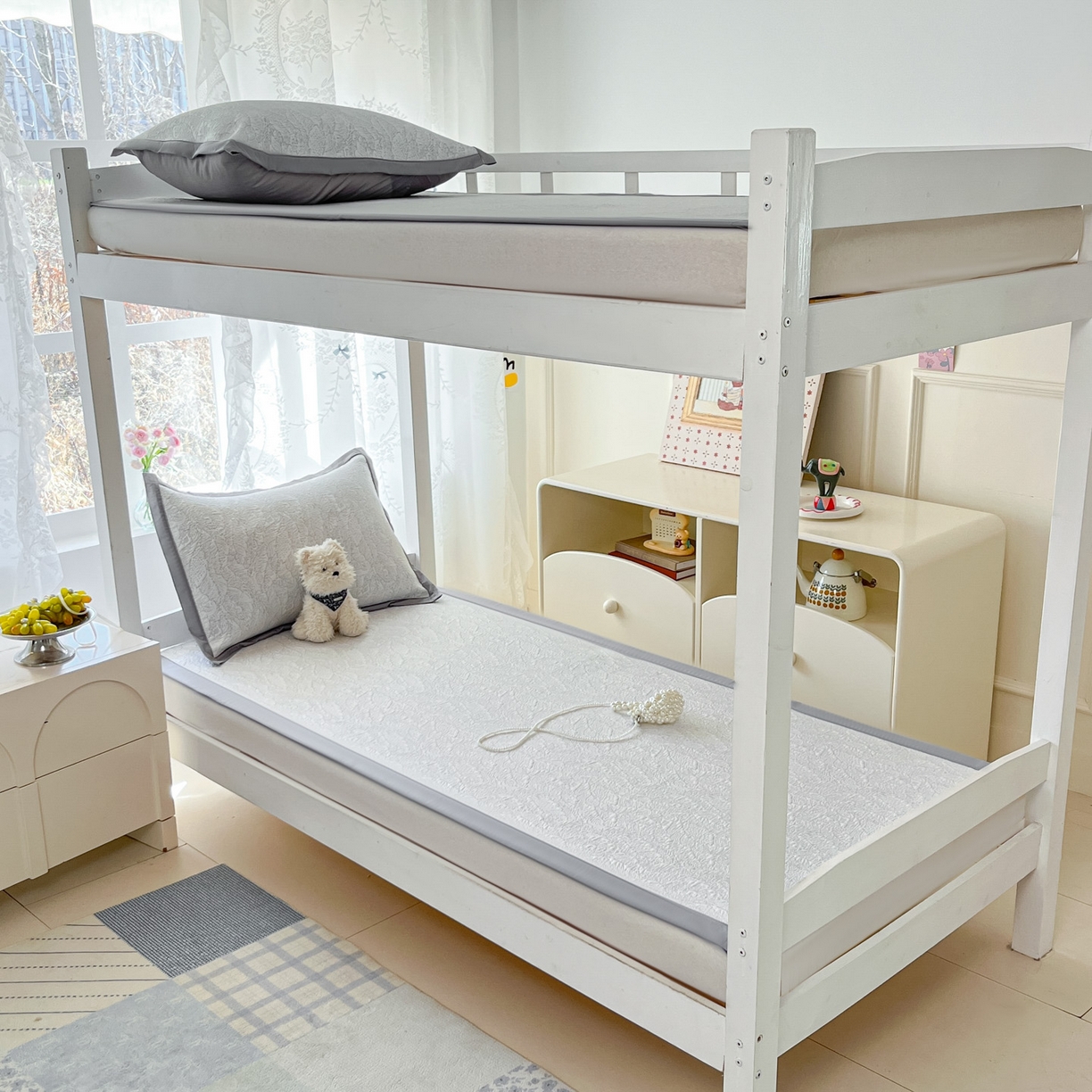 91家纺网 家纺一手货源 找家纺 川悦生活 2026新款凉感凉豆豆学生宿舍软席 夏季岛屿-月银