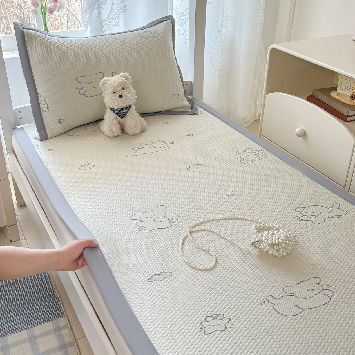 91家纺网 家纺一手货源 找家纺 川悦生活 2026新款凉感凉豆豆学生宿舍软席 朴朴小旺