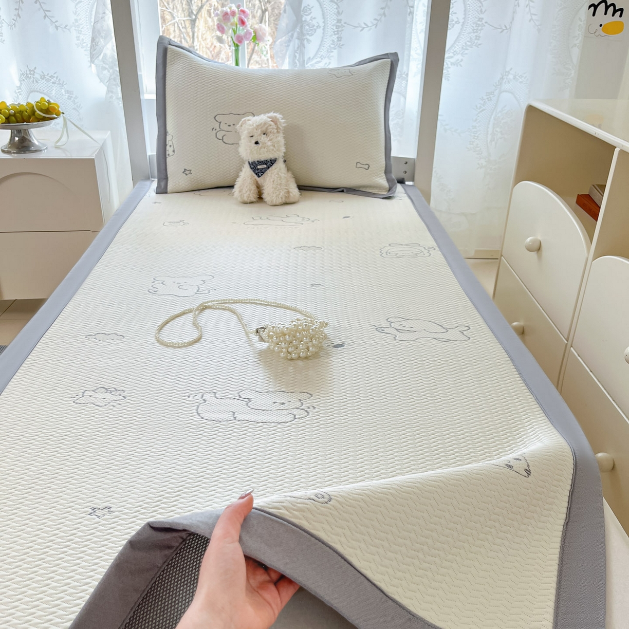 91家纺网 家纺一手货源 找家纺 川悦生活 2026新款凉感凉豆豆学生宿舍软席 朴朴小旺