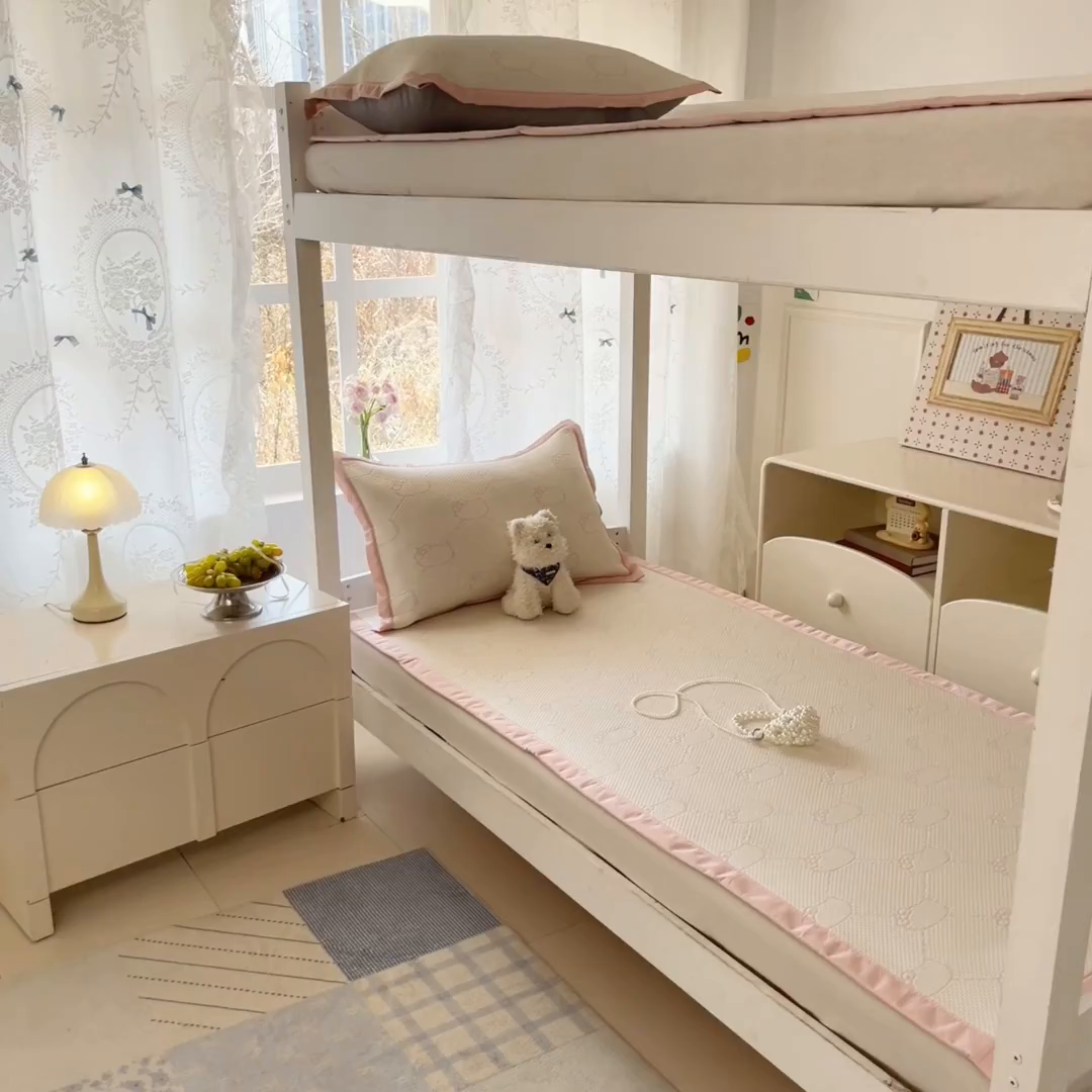 91家纺网 家纺一手货源 找家纺 川悦生活 2026新款凉感凉豆豆学生宿舍软席 甜心奶猫