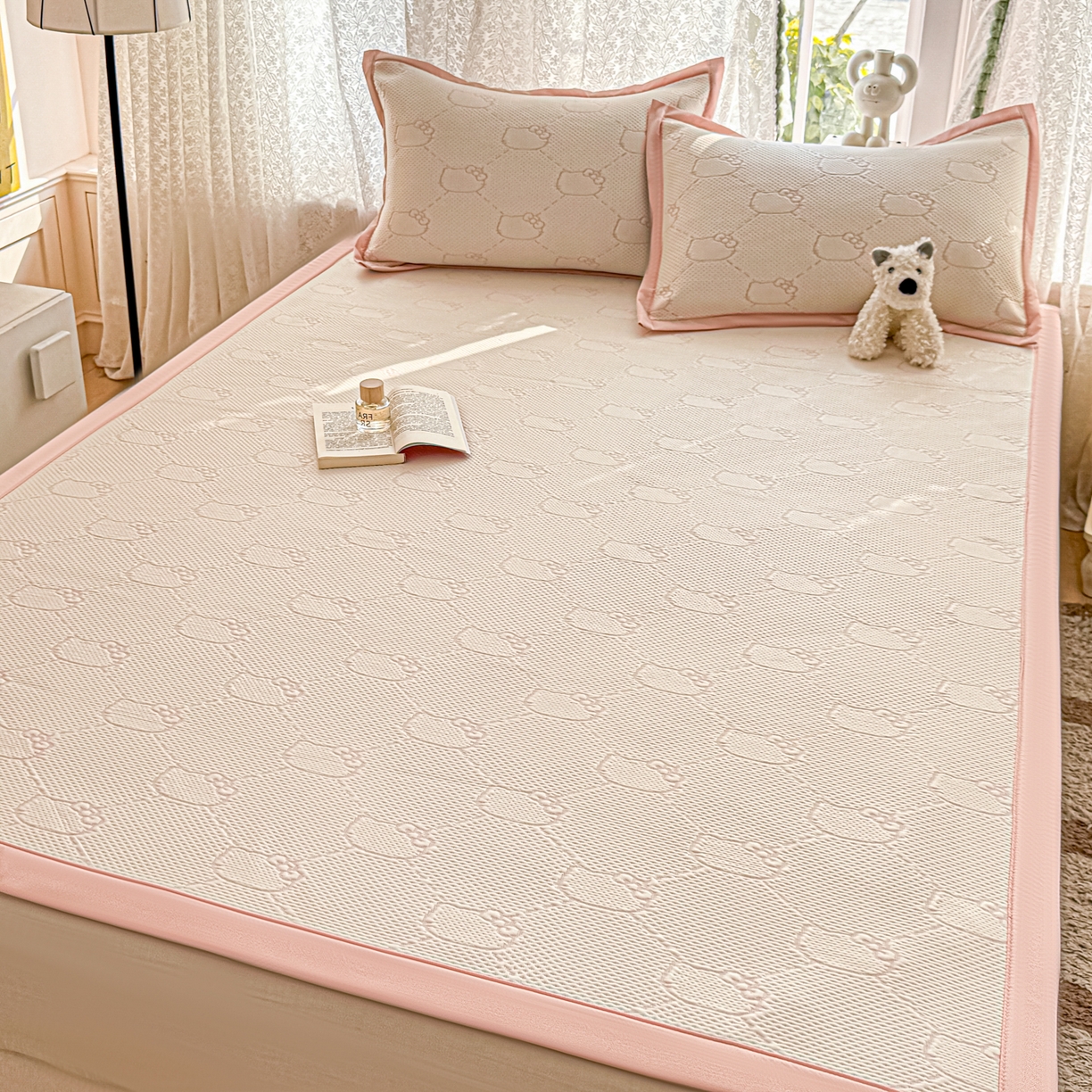 91家纺网 家纺一手货源 找家纺 川悦生活 2026新款PE凉感提花豆豆席平铺款三件套 甜心奶猫