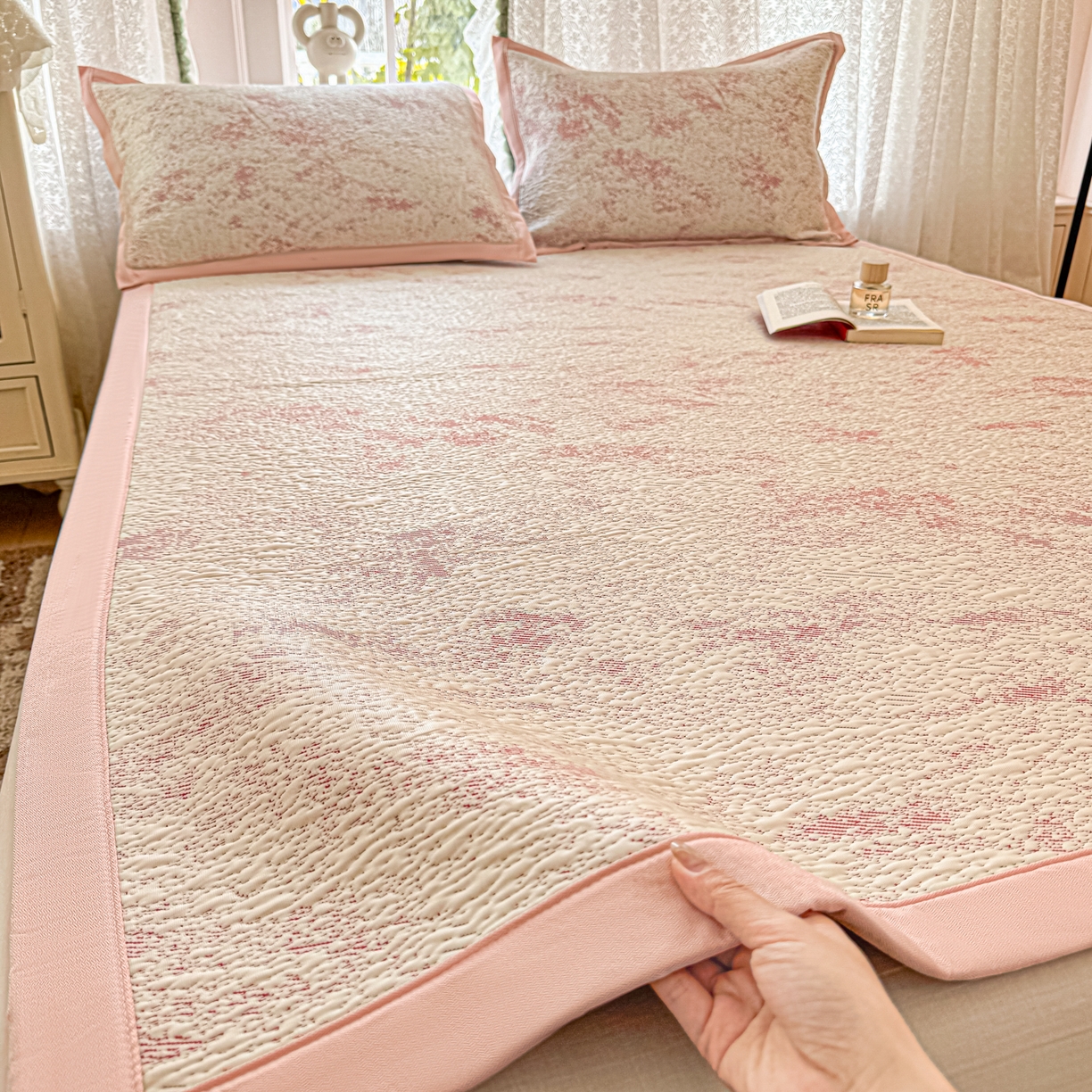 91家纺网 家纺一手货源 找家纺 （总）川悦生活 2026新款PE凉感提花豆豆席平铺款三件套