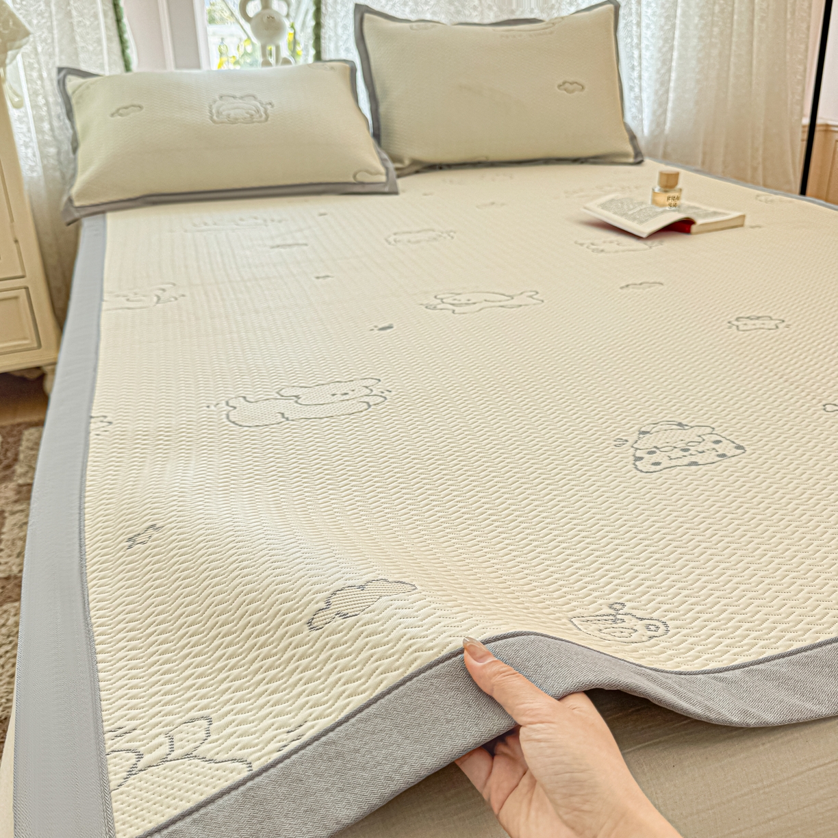 川悦生活 2026新款PE凉感提花豆豆席平铺款三件套 朴朴小旺