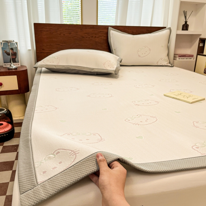 川悦生活 2026新款PE凉感提花豆豆席平铺款三件套 爱心猫咪-茶青