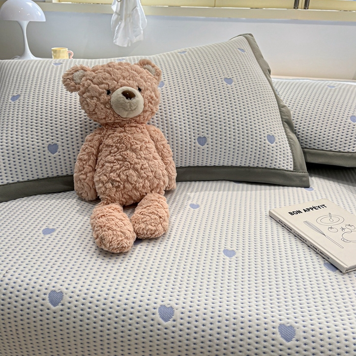 91家纺网 家纺一手货源 找家纺 川悦生活 2026新款PE凉感提花豆豆席平铺款三件套 清爽蓝调