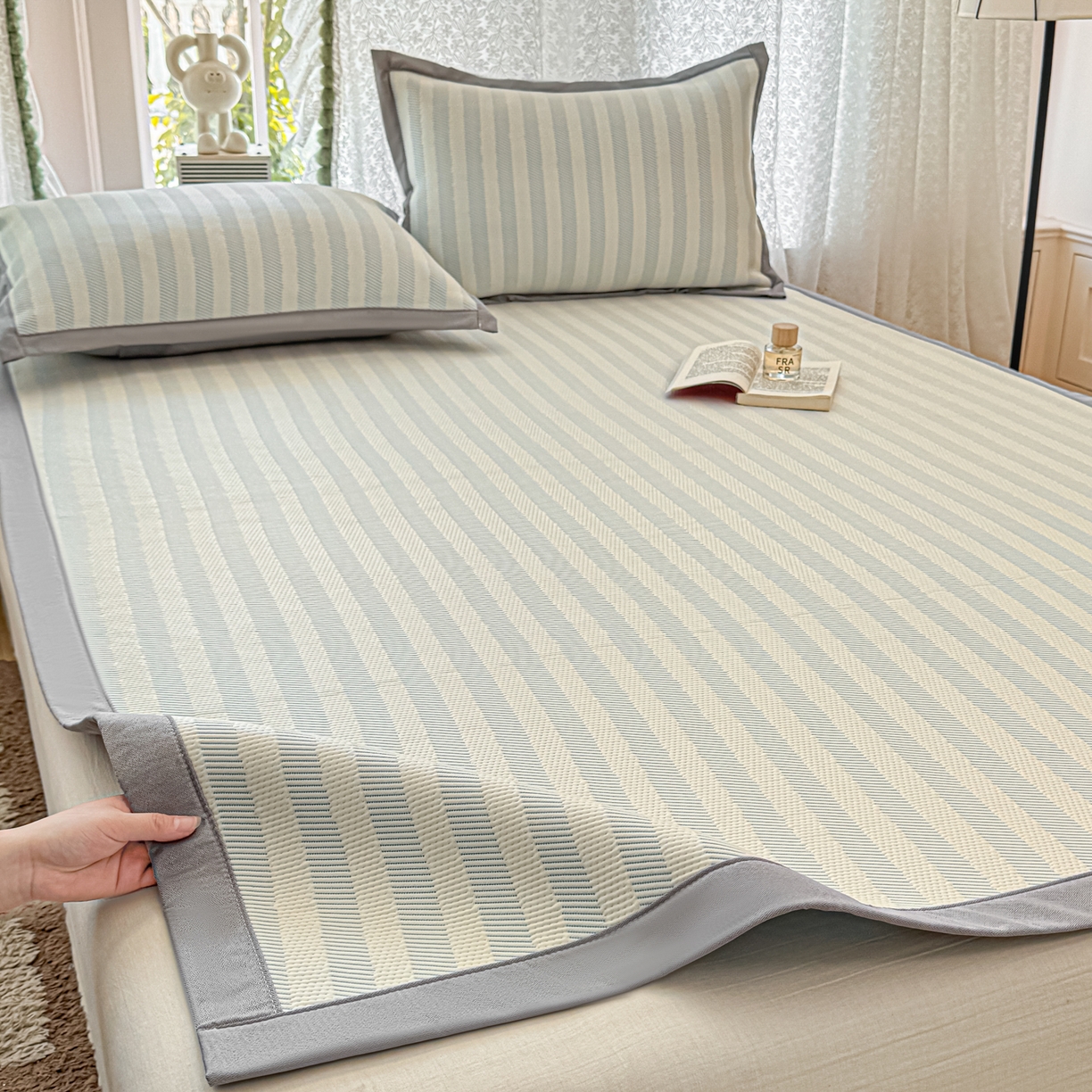 91家纺网 家纺一手货源 找家纺 川悦生活 2026新款PE凉感提花豆豆席平铺款三件套 甜心-水蓝