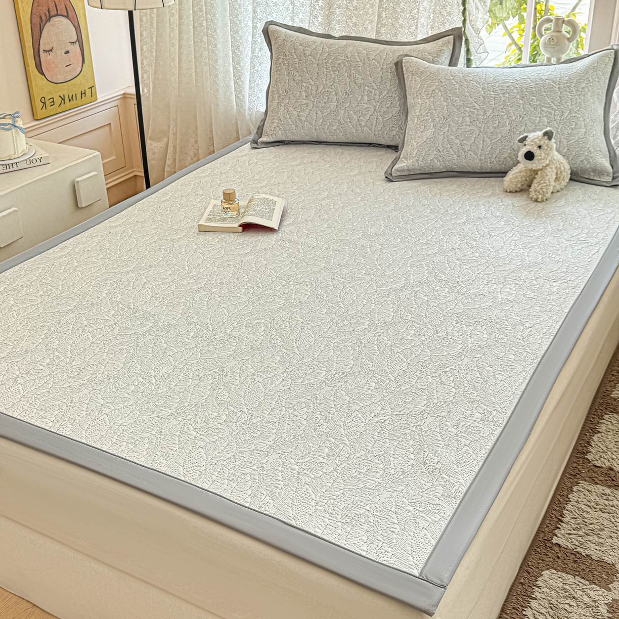 91家纺网 家纺一手货源 找家纺 川悦生活 2026新款PE凉感提花豆豆席平铺款三件套 夏季岛屿-月银